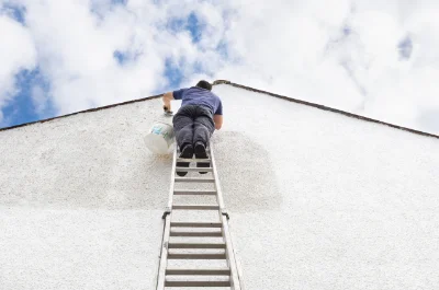 Peinture extérieure à Laborde — façades et ravalement